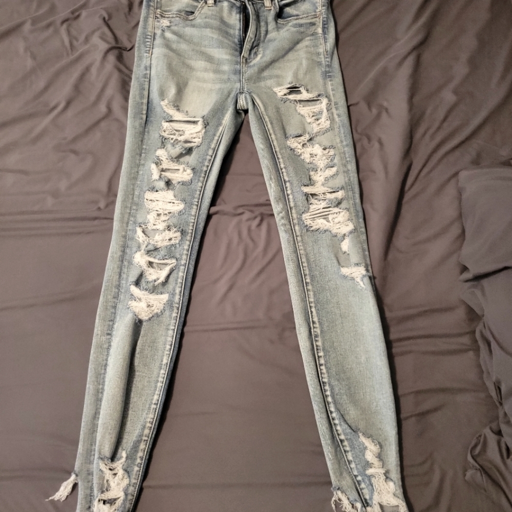 Women's American eagle jeans